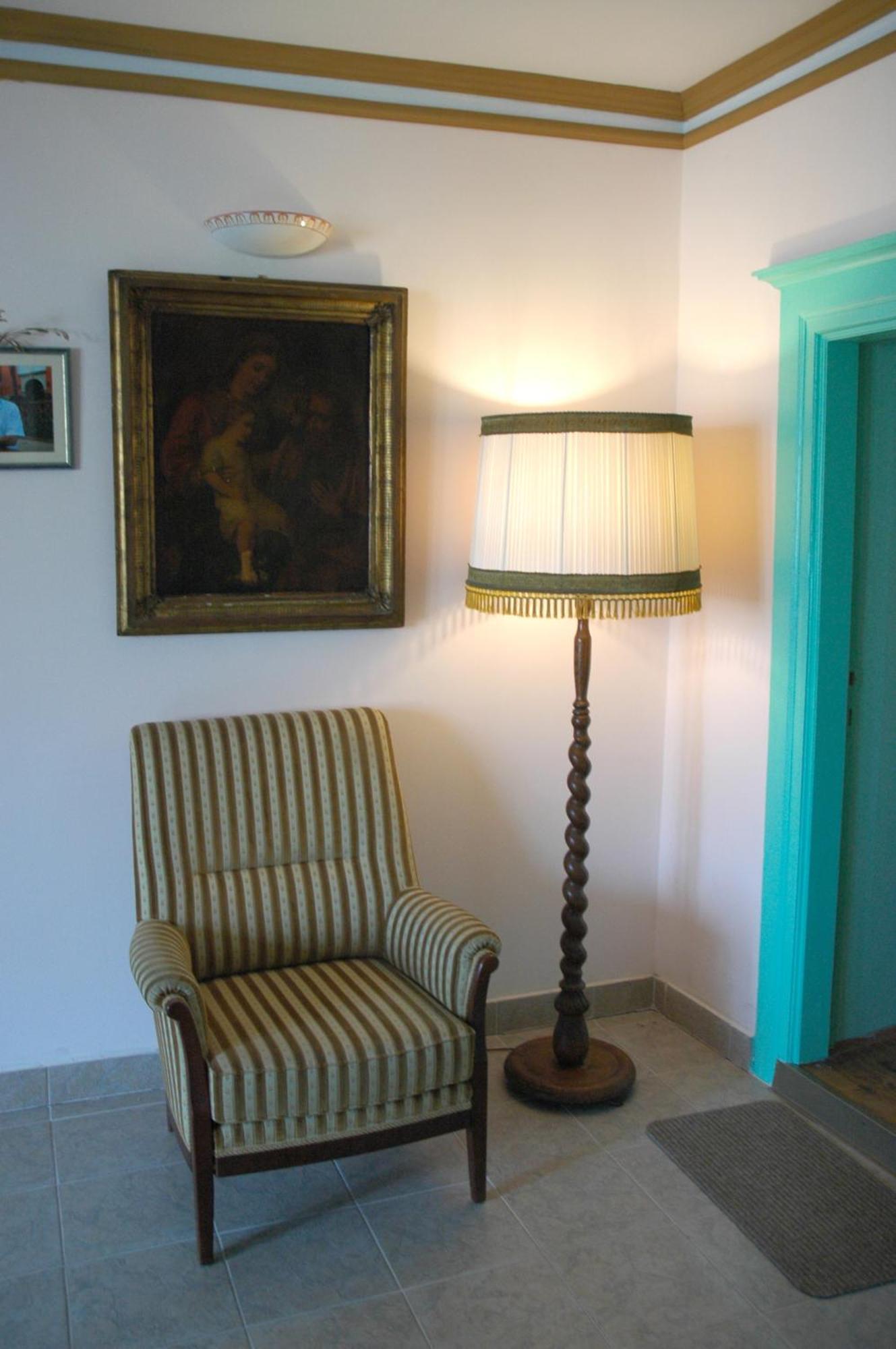 Apartments Lazzarini Battiala Nedescina ภายนอก รูปภาพ