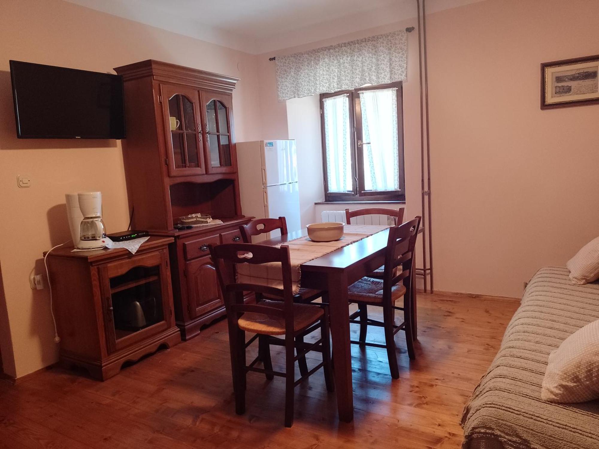 Apartments Lazzarini Battiala Nedescina ภายนอก รูปภาพ